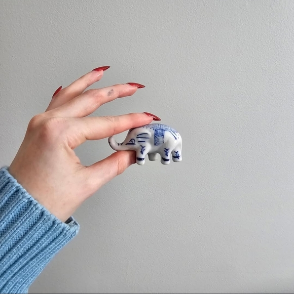 Miniature Blue and White Elephant Figurine - Picture 1 of 4
